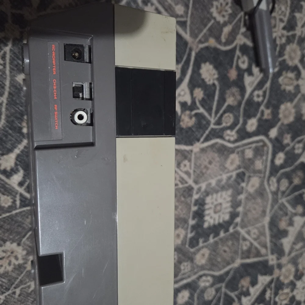 Vintage Nintendo Entertainment System Console - Gray and Black